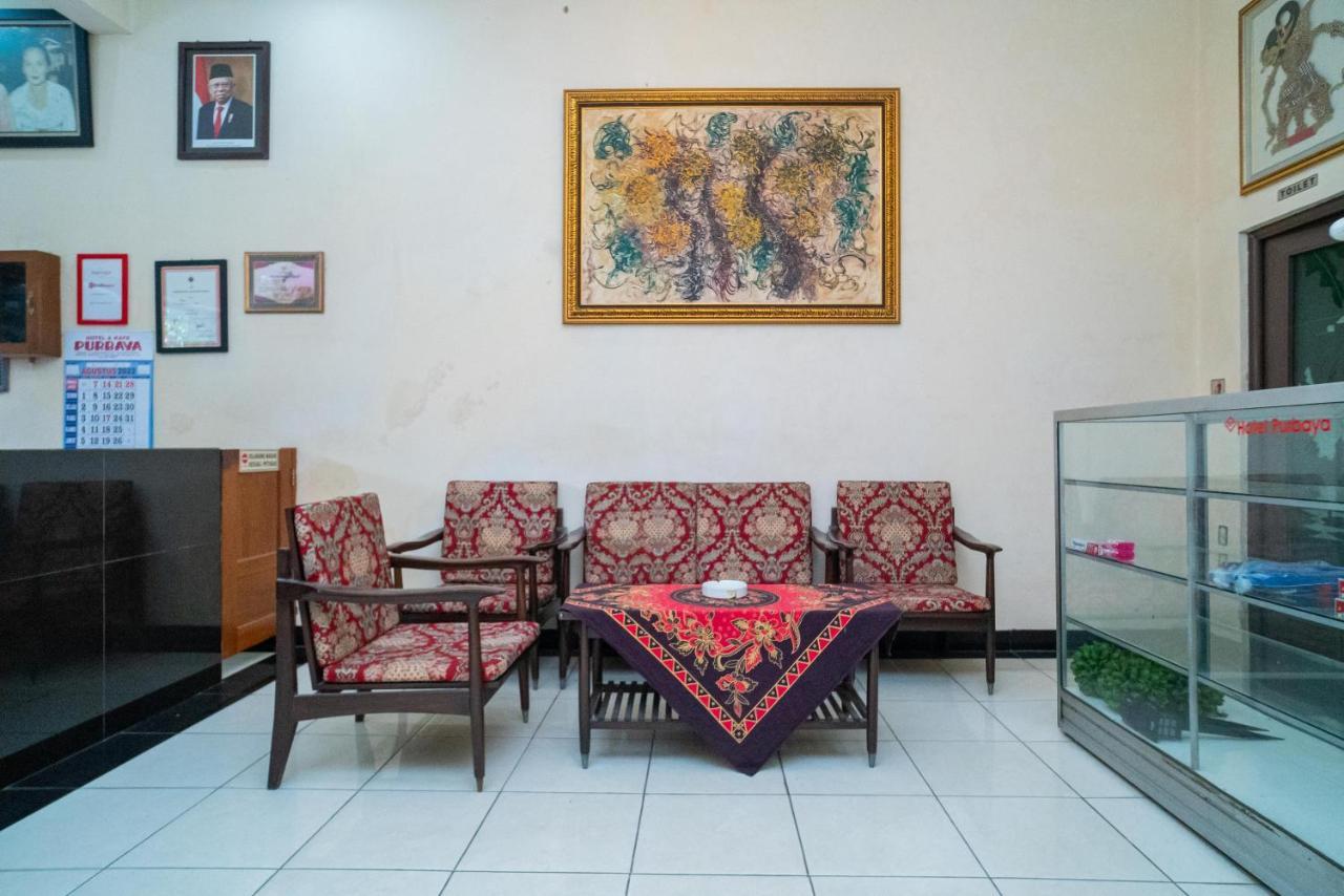 RedDoorz @ Panglima Sudirman Madiun Hotel Bagian luar foto